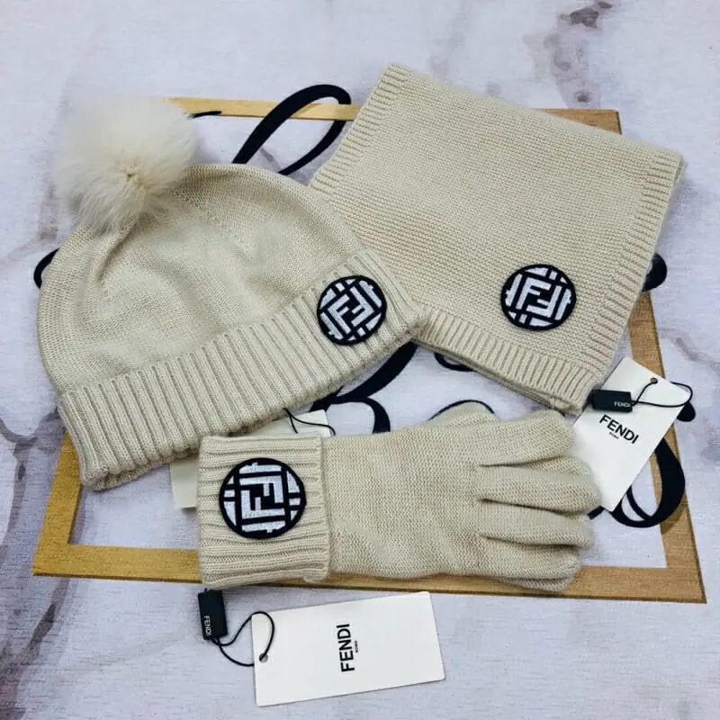 fendi hat and echapres and glove set s_1265152